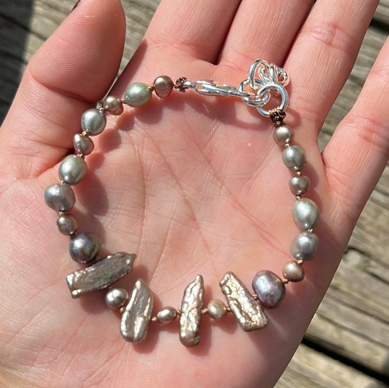 Champagne pearl bracelet