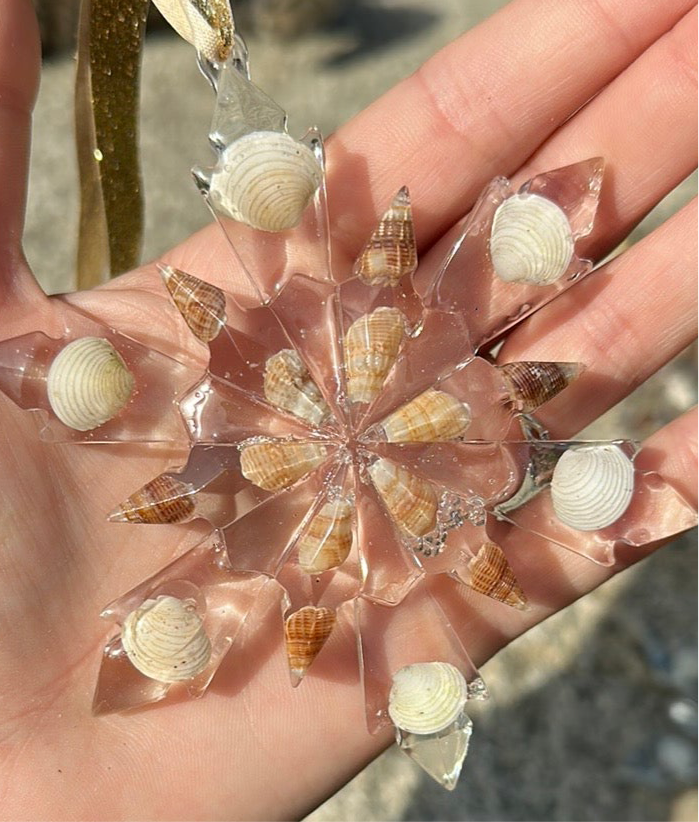 Seashell snowflakes