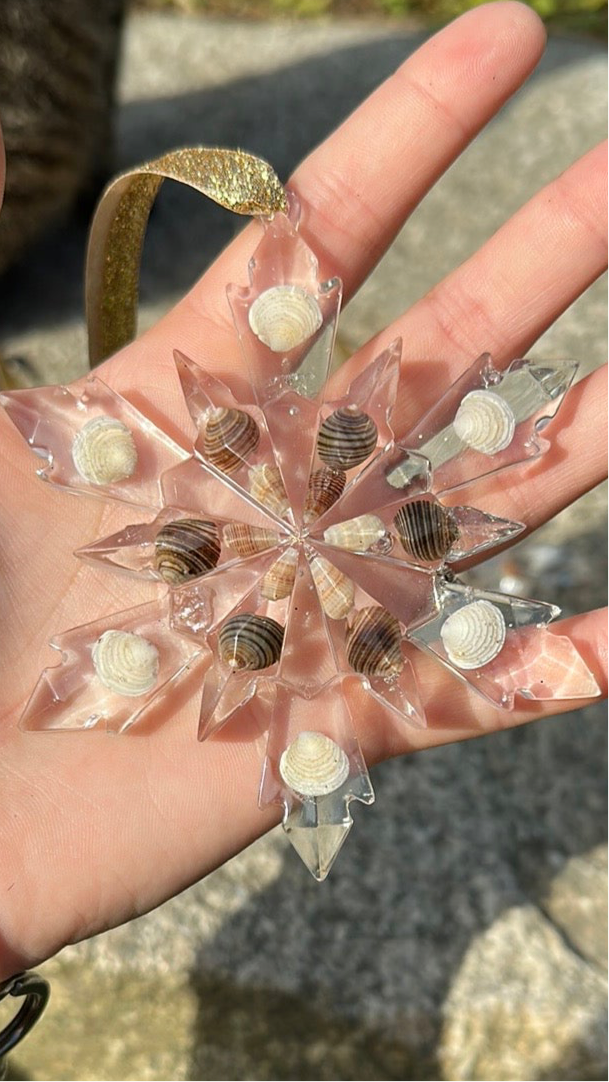 Seashell snowflakes