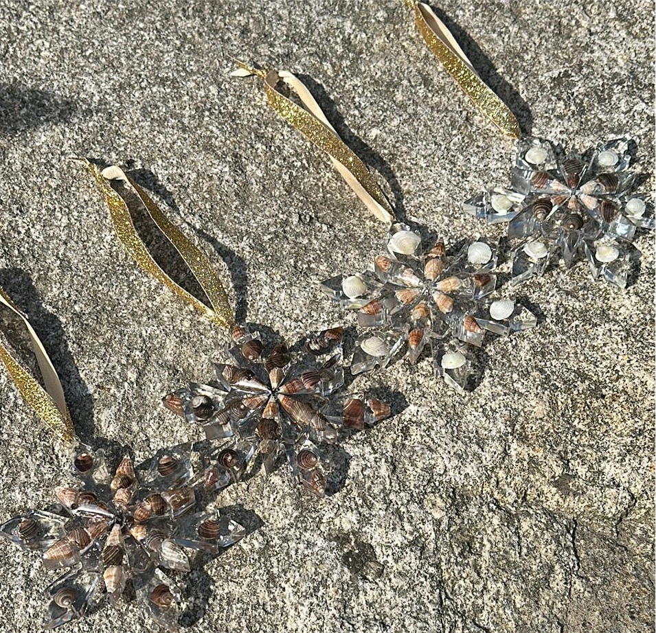 Seashell snowflakes